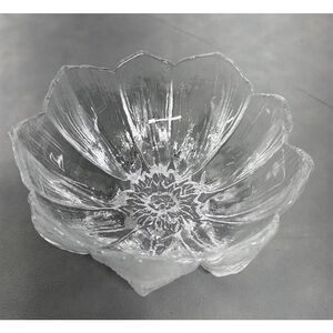 Kosta Boda Water Lilly Textured Glass Flower Bowl
